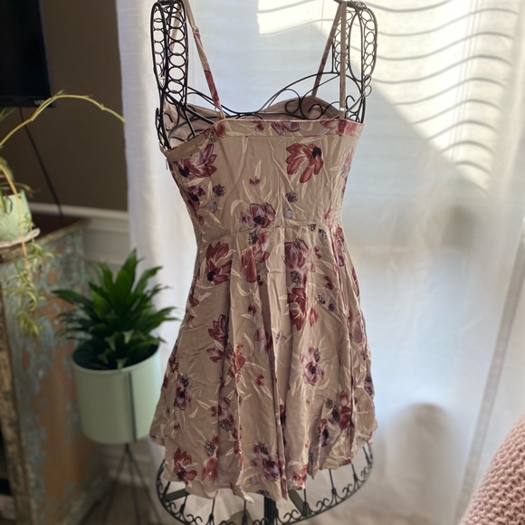 Floral Summer Dress - Picture 3 of 3